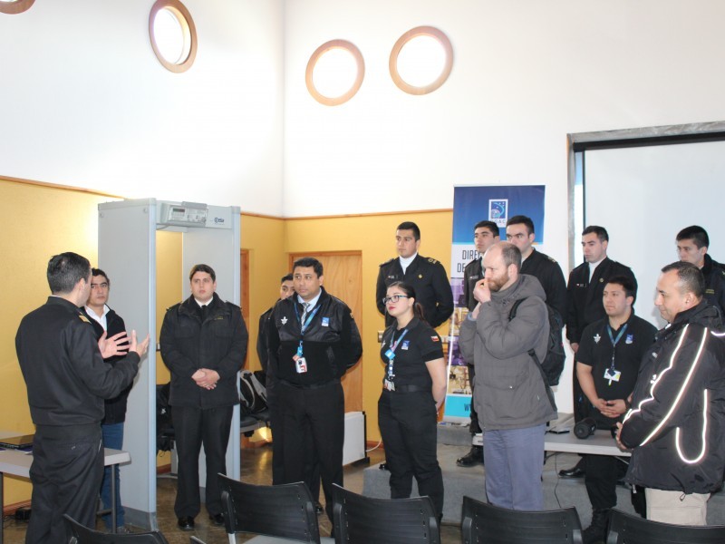 CAPACITACIÓN USO CORRECTO DE PÓRTICO Y PALETAS DETECTORES DE METALES