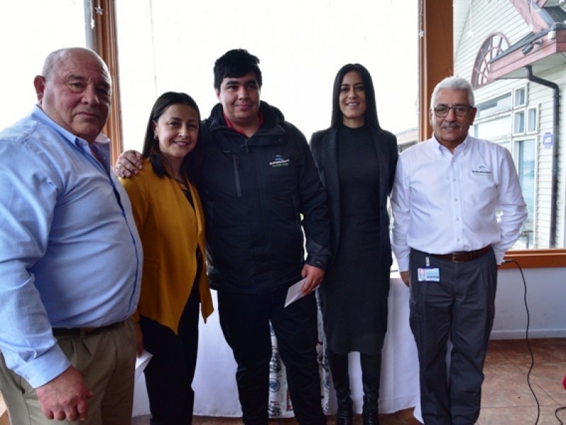 EMPORMONTT CELEBRA 21 AÑOS