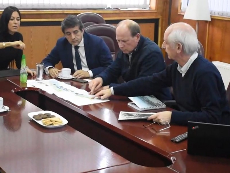 EMPORMONTT SE REÚNE CON DIPUTADO SANTANA