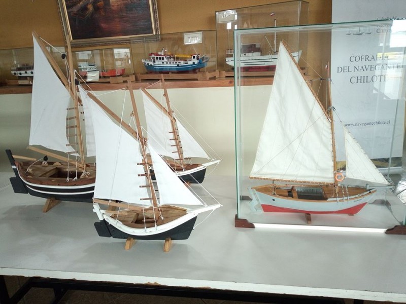 EXPOSICION "REPLICAS DE LANCHAS CHILOTAS"