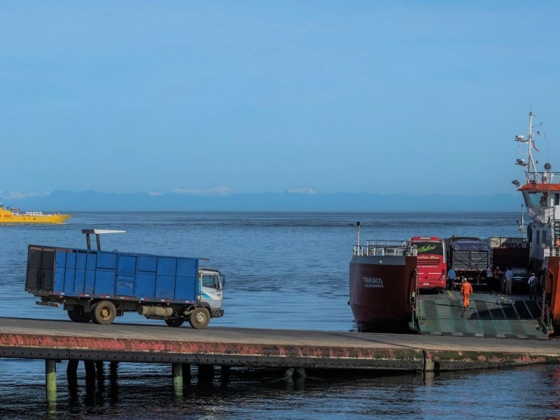 EMPORMONTT CONECTADOS CON EL SUR