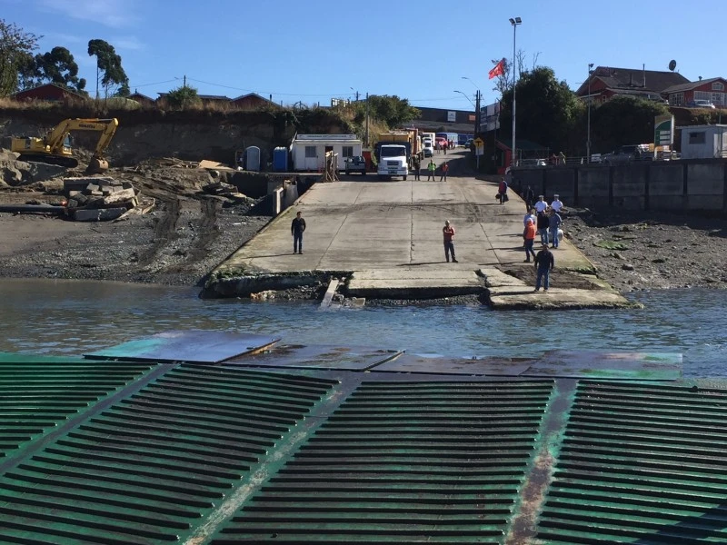 Protocolo que ordena traslado de transbordadores en canal Dalcahue